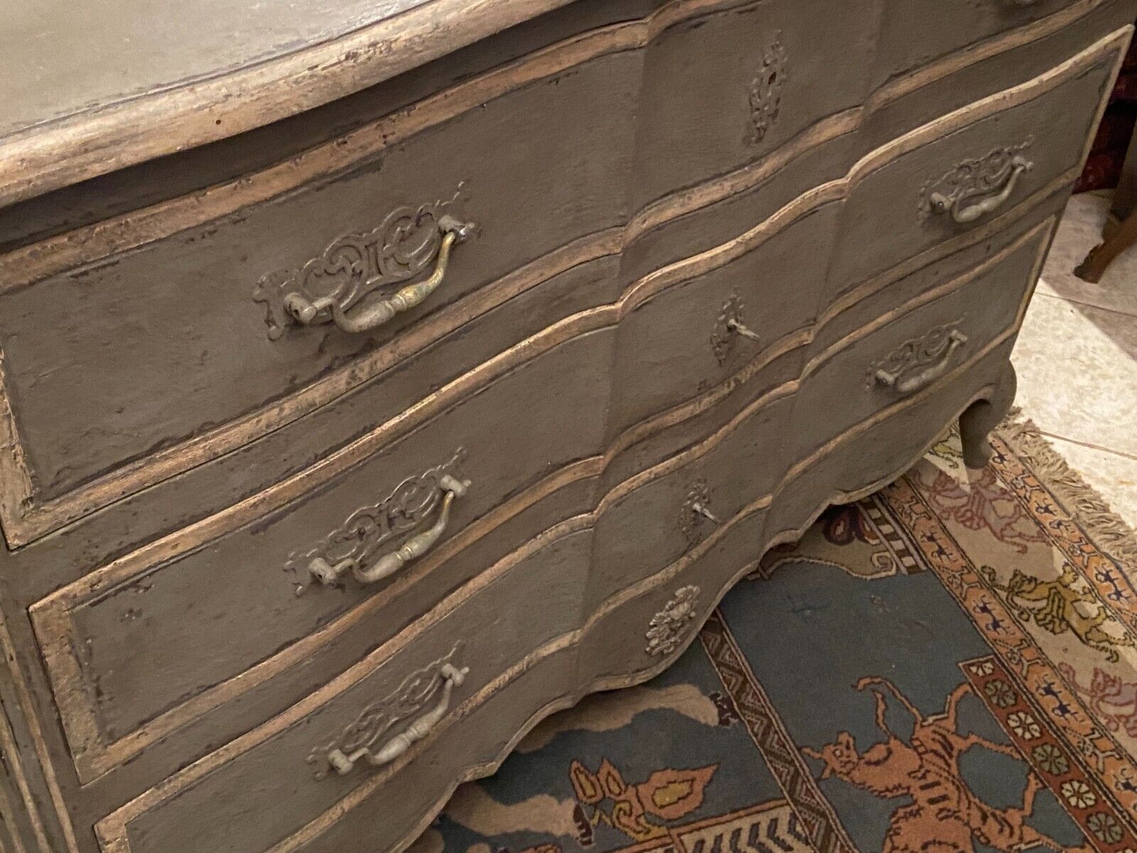 Chest of drawers 3 drawers in patinated wood gray Louis XV style