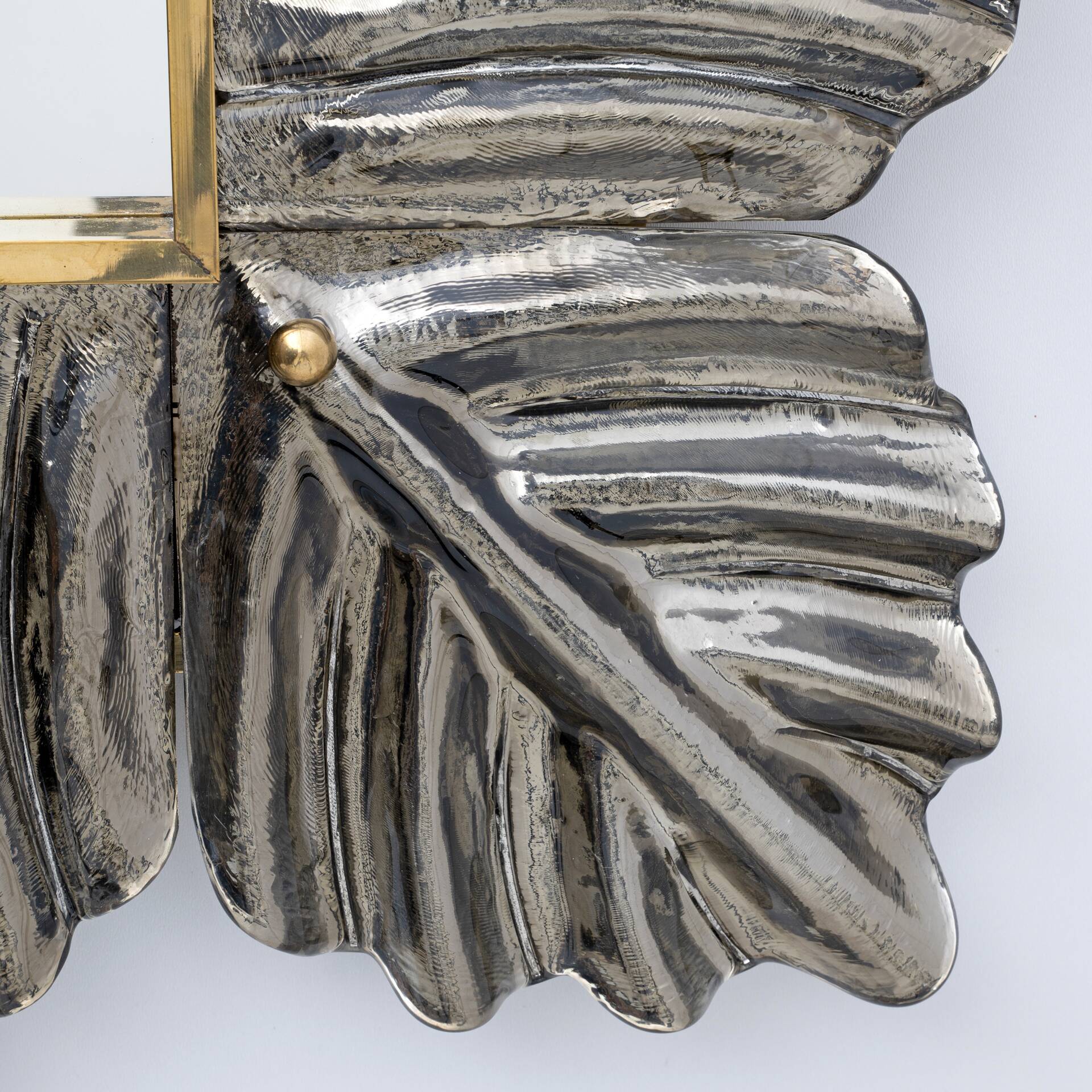 Mid-Century Modern Italian Brass and Leaves Murano Glass Wall Mirror