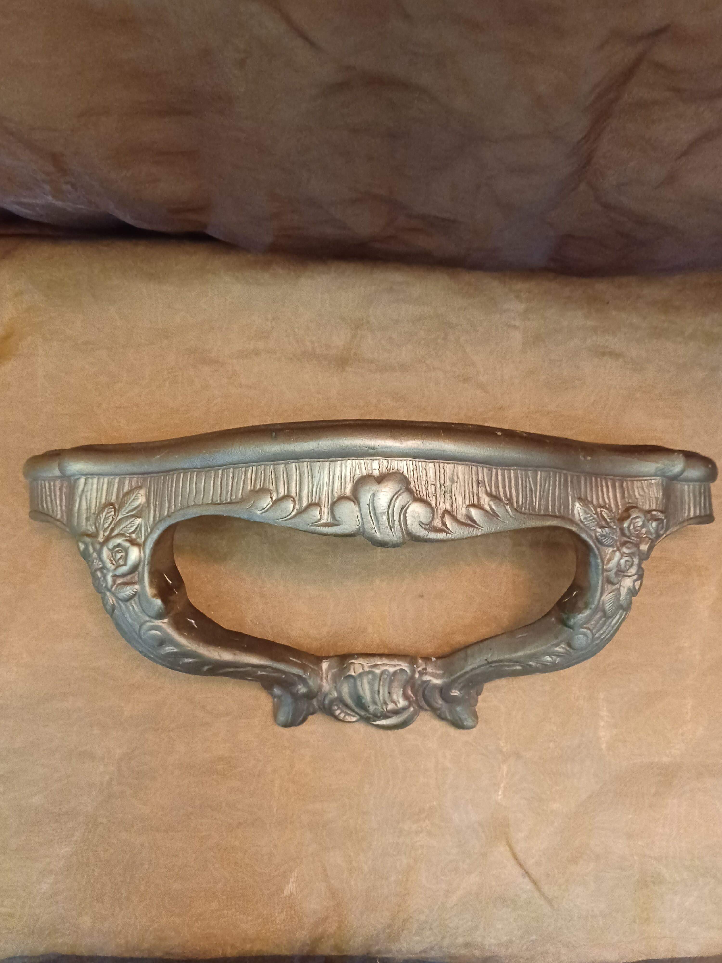 Wall console shelf Gilded, Baroque resin.