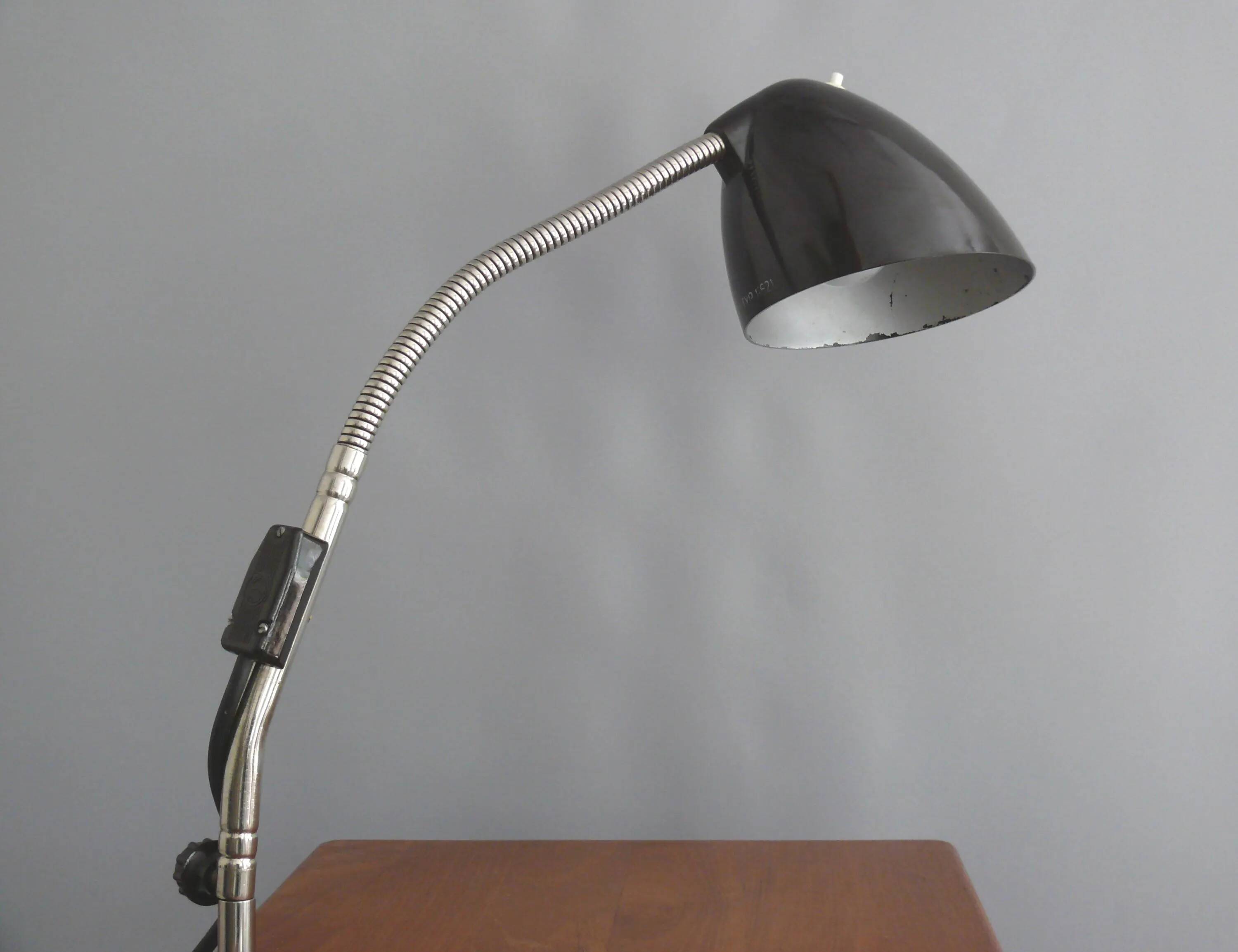 Original goose neck desk lamp from the mid-century - Ecko, a classic of high-quality design