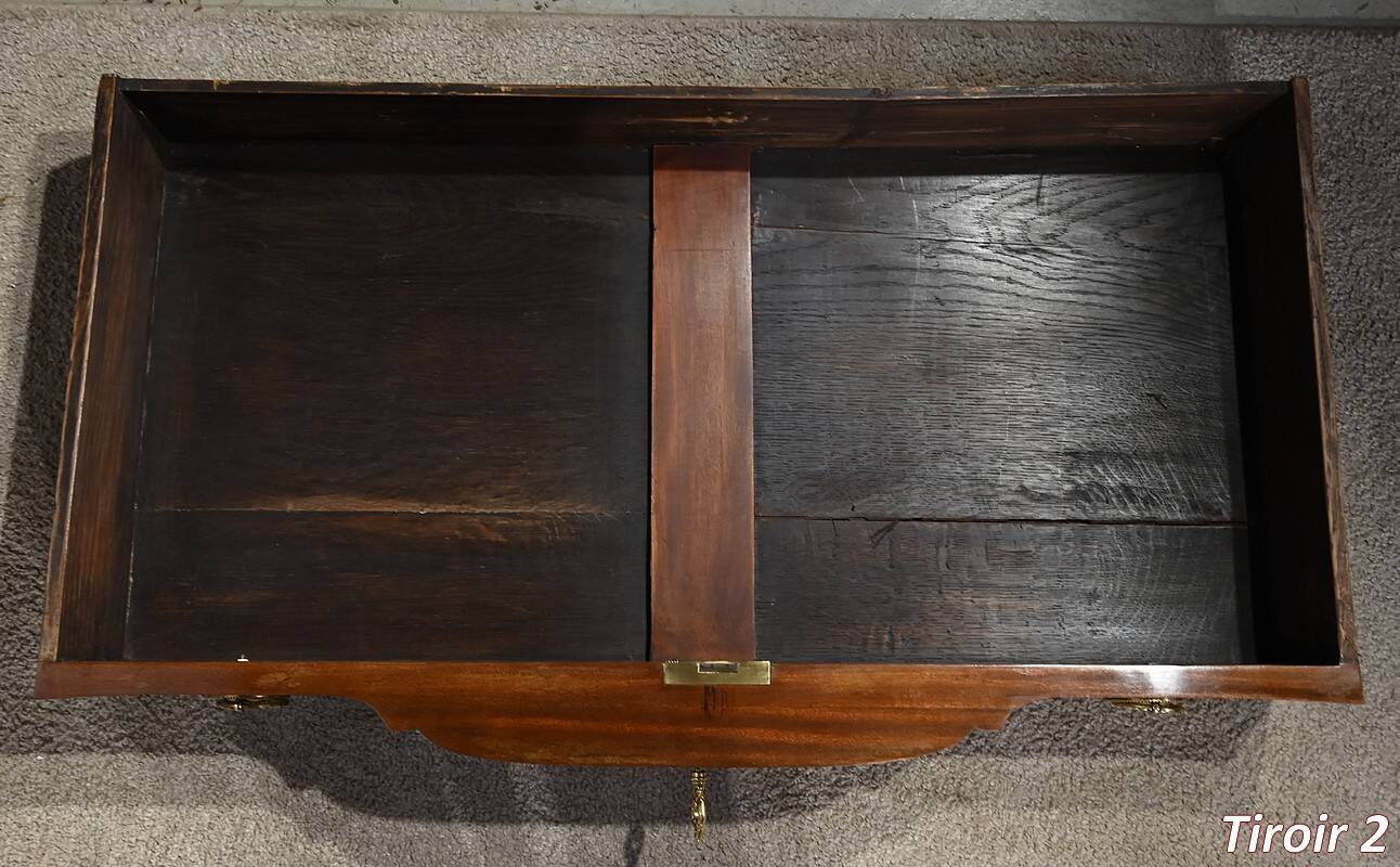 Rosewood and Amaranth chest of drawers, Louis XV / Louis XVI Transition style – Late 19th century