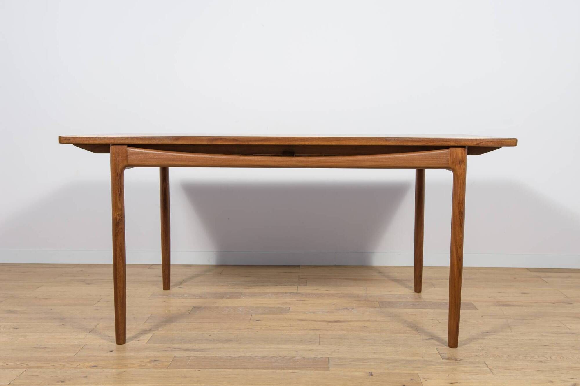 Mid-Century Dining Table by Ib Kofod Larsen for G-Plan, United Knigdom,1960