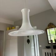 suspension opaline - Suède années 70