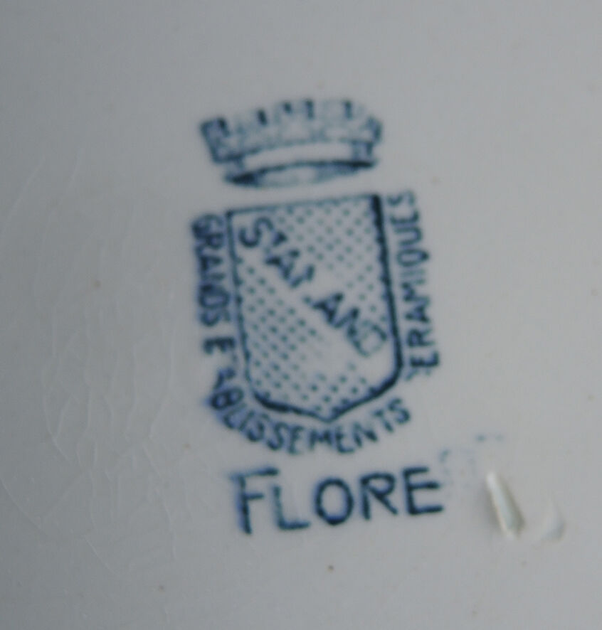 10 vintage St Amand dinner plates