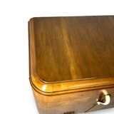 Buffet en noyer Art déco italien, de grande qualité.