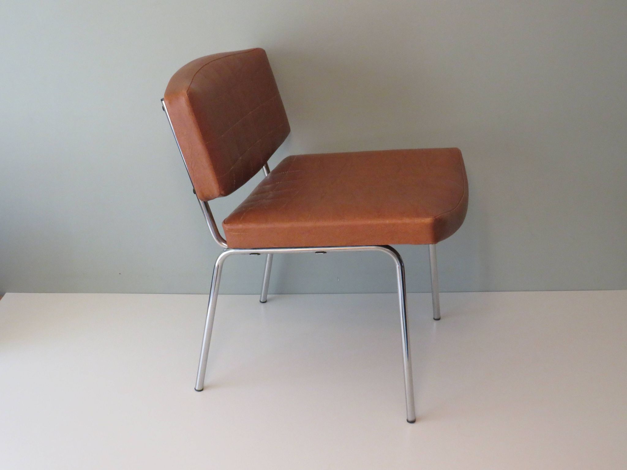 Extra chair, model 'Conseil' designed by Pierre Guariche for Meurop, Belgium 1960