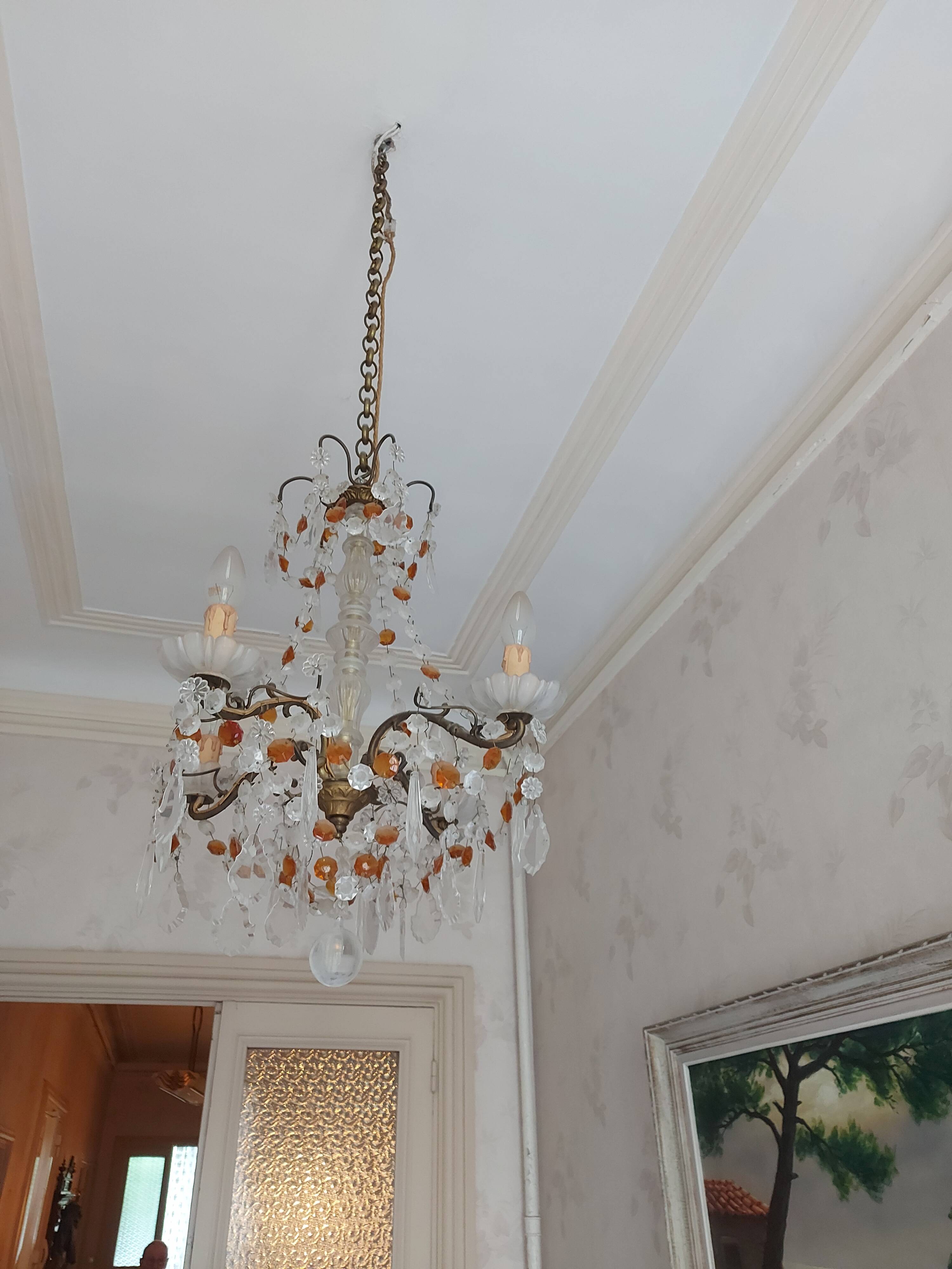 Chandelier to, colored crystal tassels