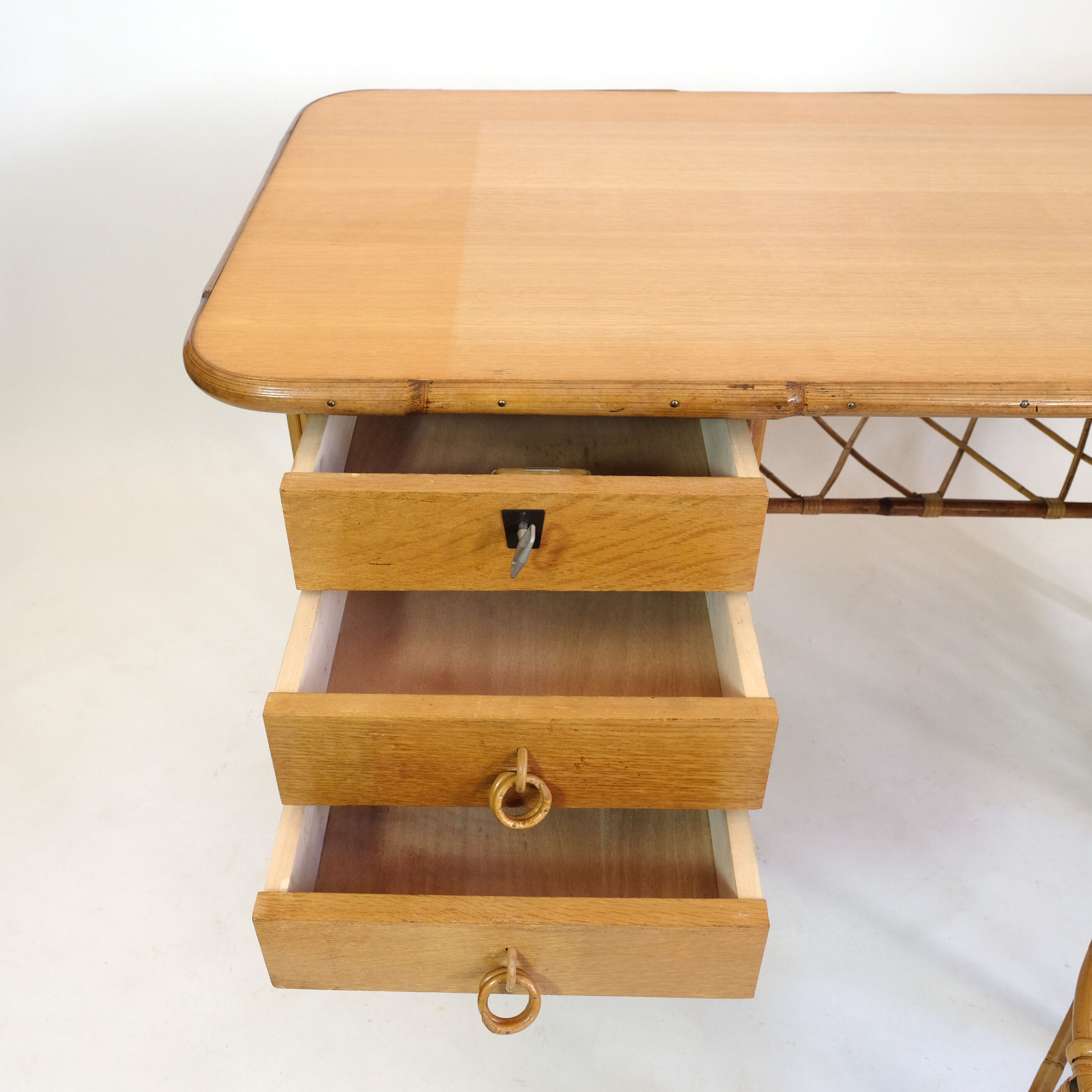 Rattan desk and chair  70