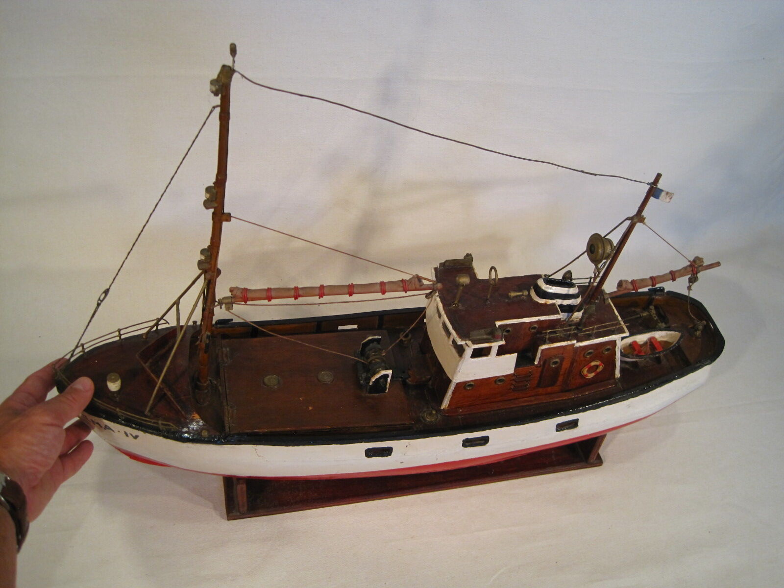 Artisanal wooden model, basin boat, motor toy, fishing trawler