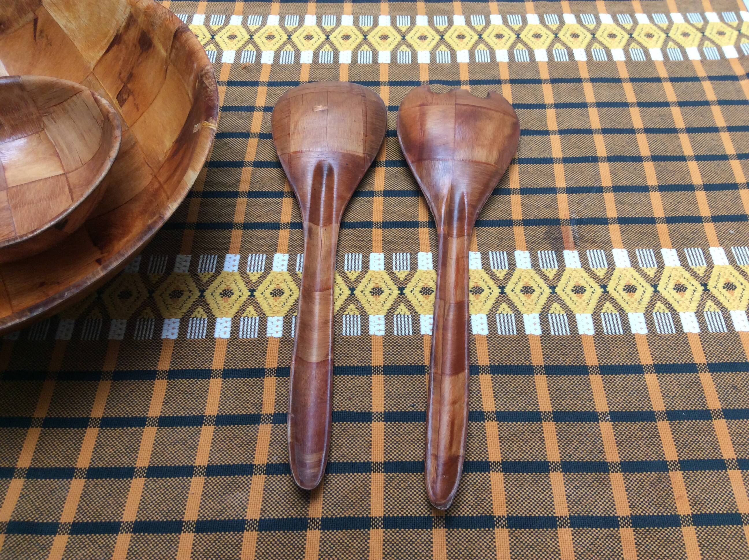 Danish salad bowl set