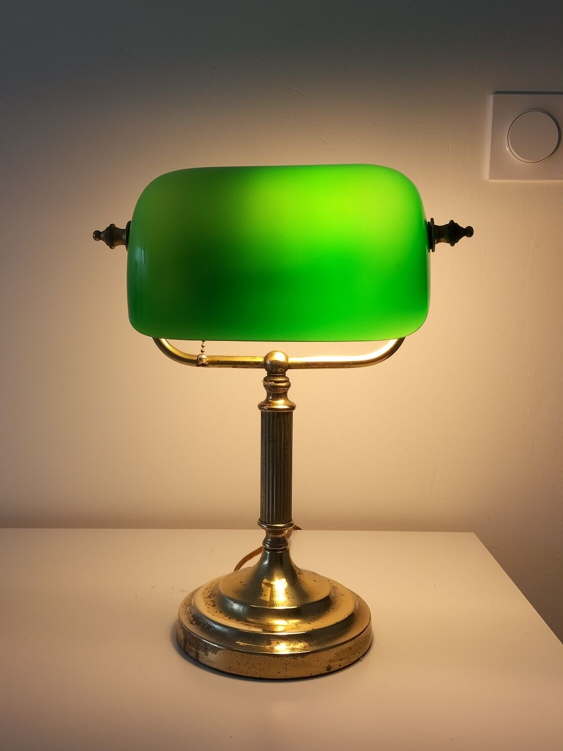 Green banker's lamp