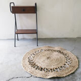 Round jute carpet