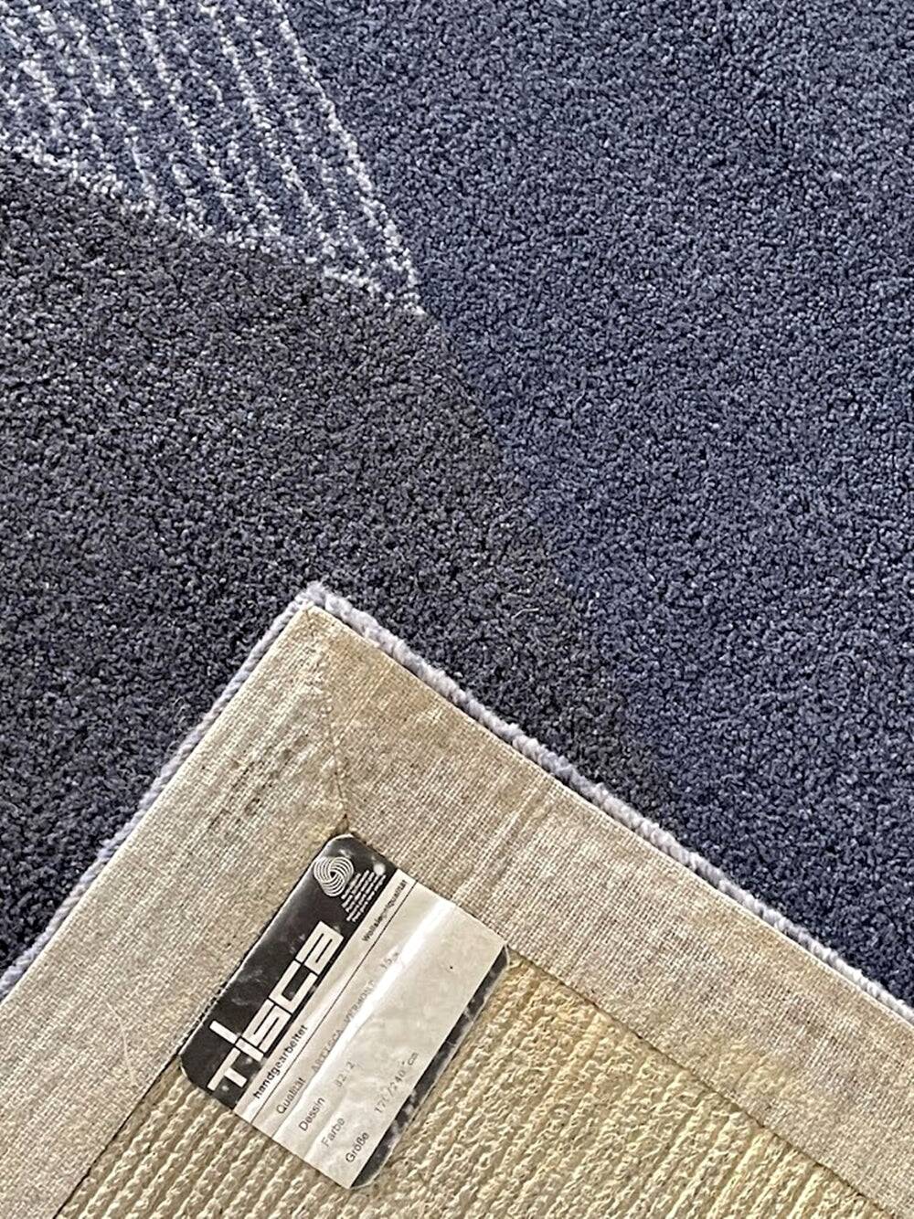 Artisca Vermont rug handmade tufted 1980-1990 France