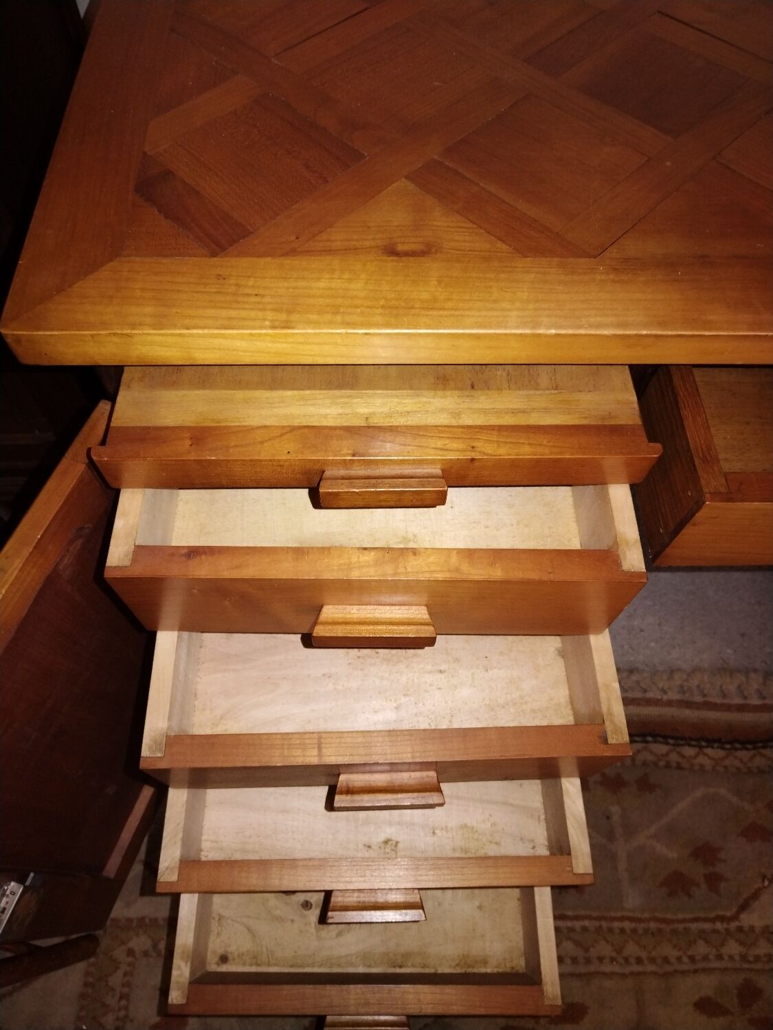 Art Deco functionalist office