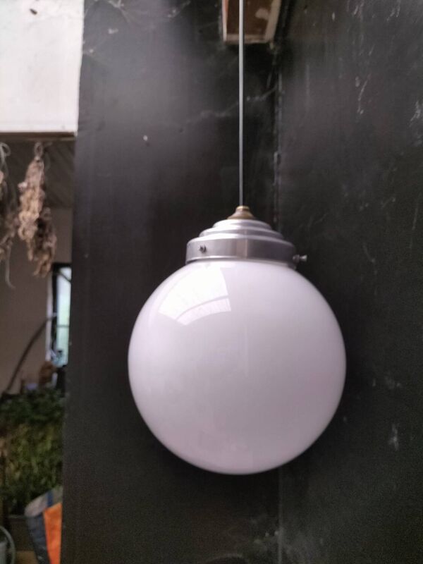 Suspension boule opaline