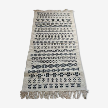 Tapis berbère fait à la main en pure laine noir et blanc - 76 x 136 cm