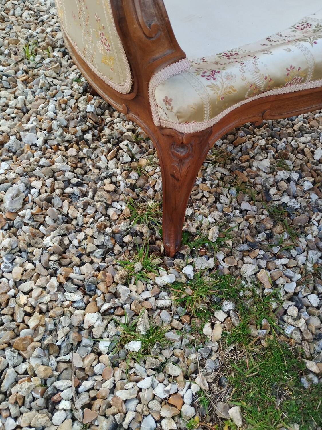 Paire de fauteuils anciens style louis xv