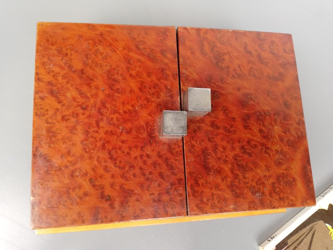 Precious wooden art deco box