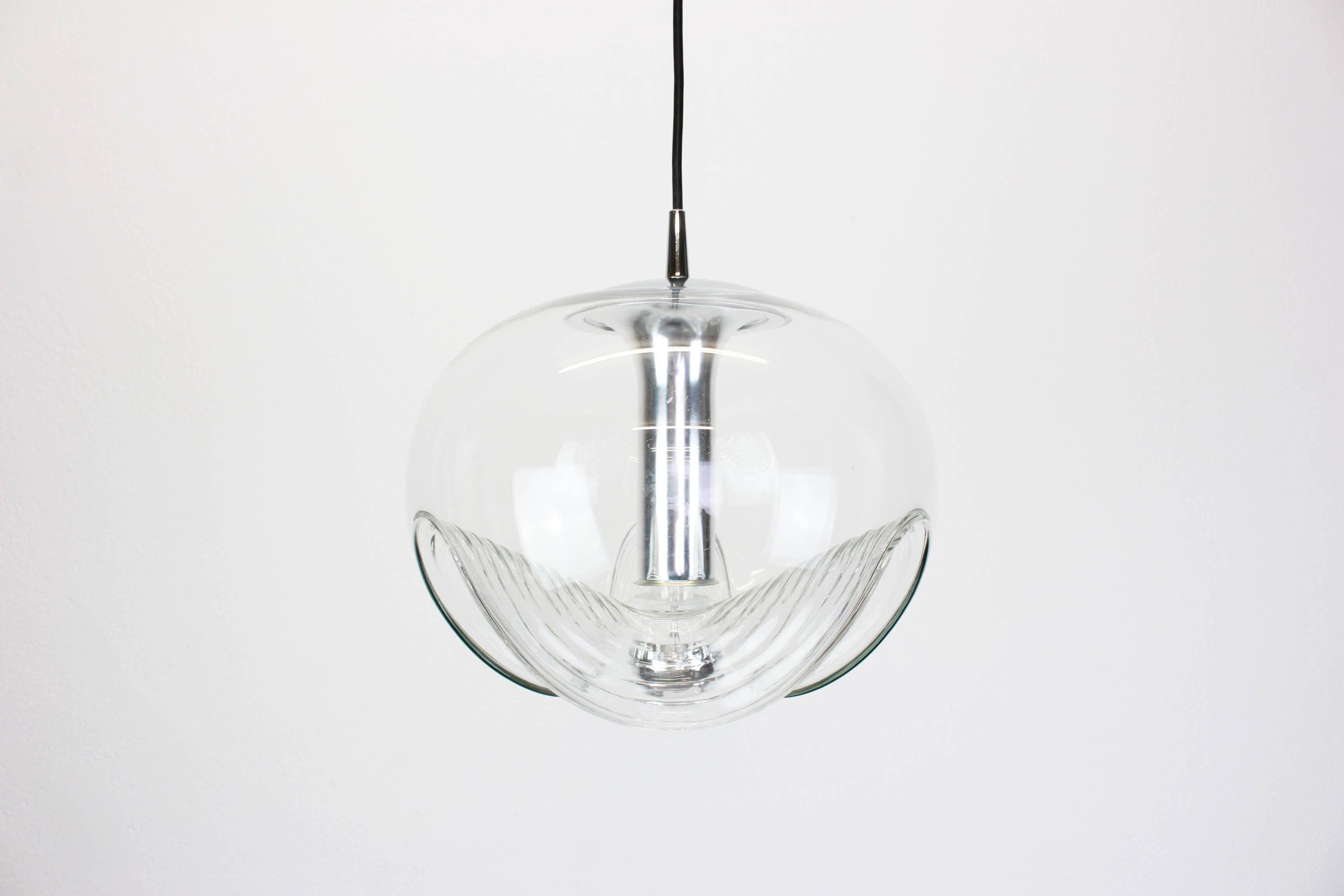 Large suspended chandelier in transparent glass by Koch & Lowy, Peill & Putzler, Germany, 1970.