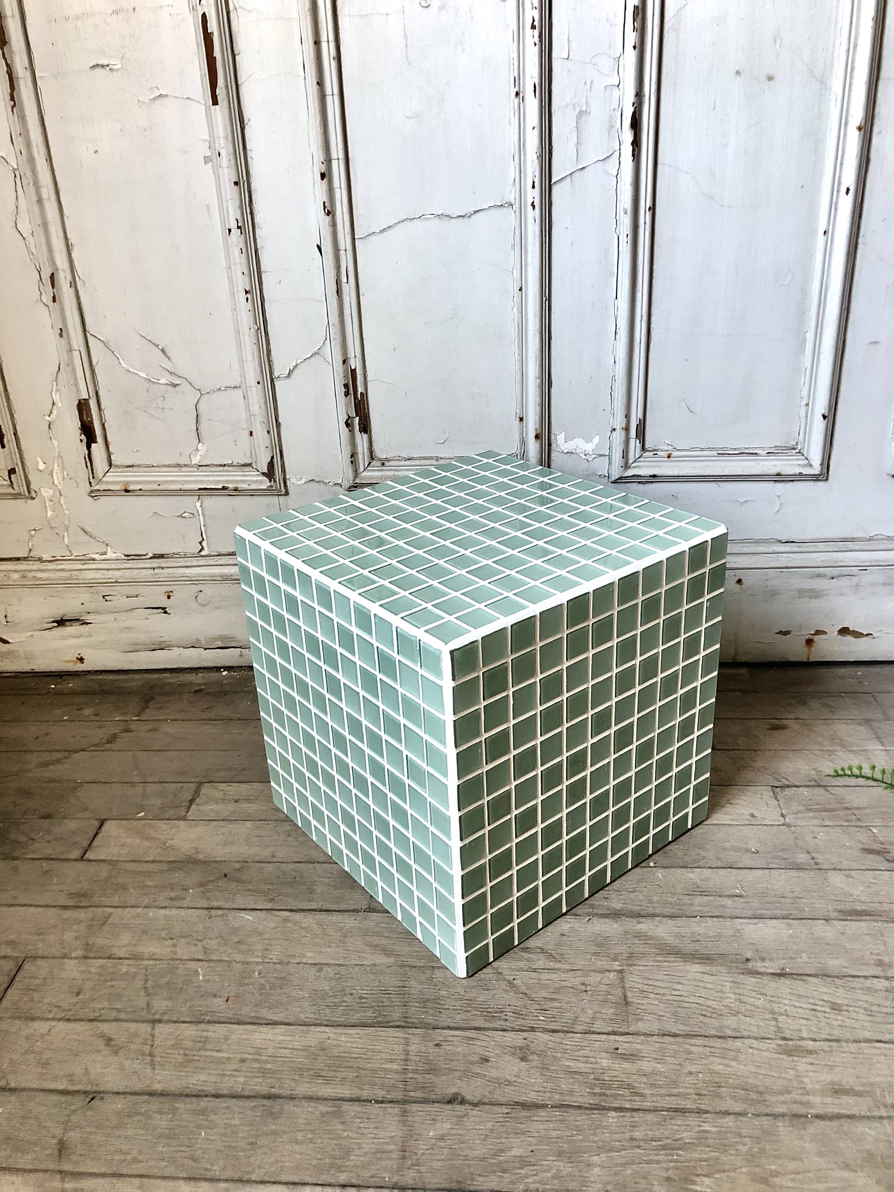 Cube sofa end in mosaic