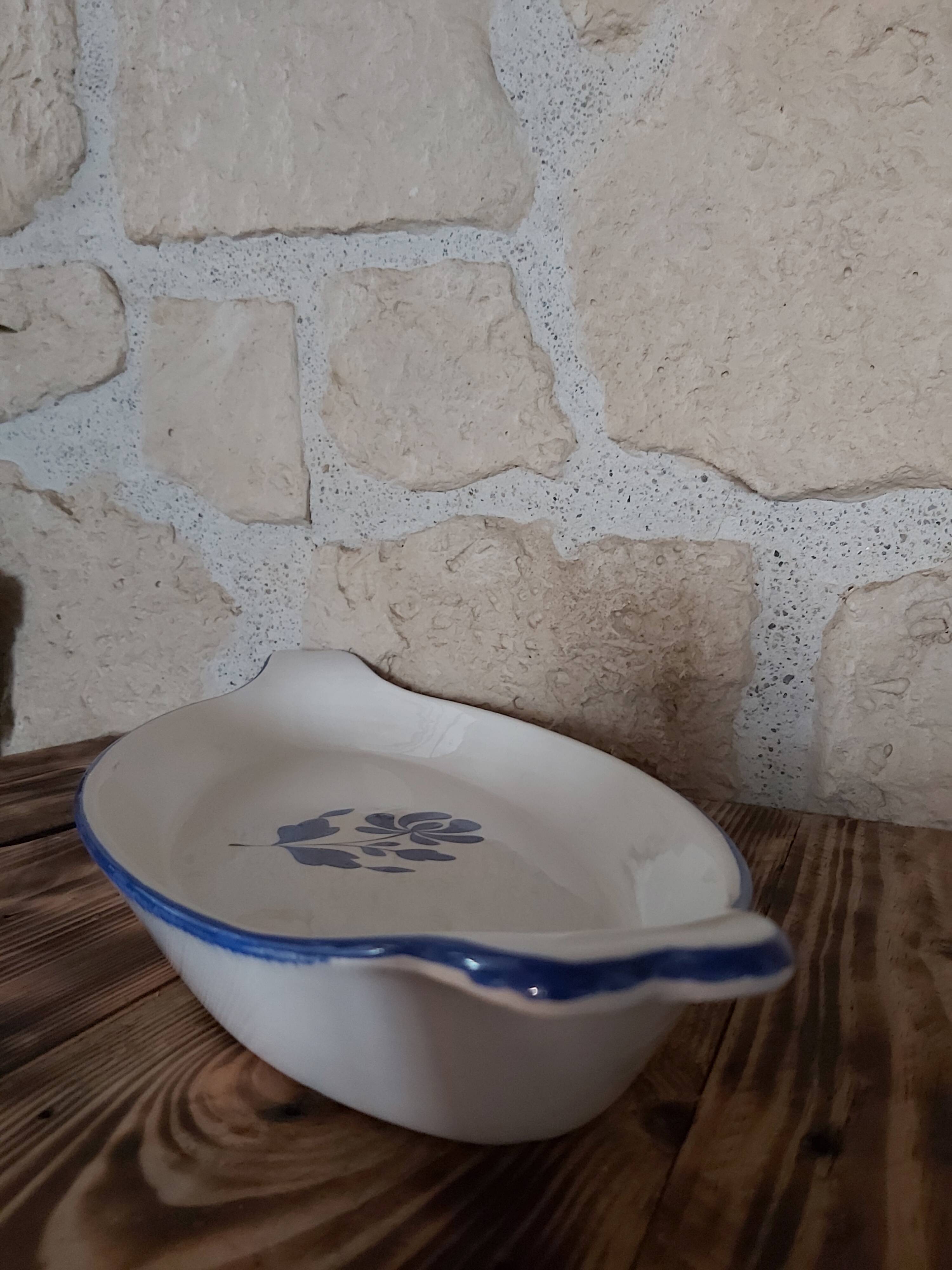 Salins oval oven dish with Claudine pattern