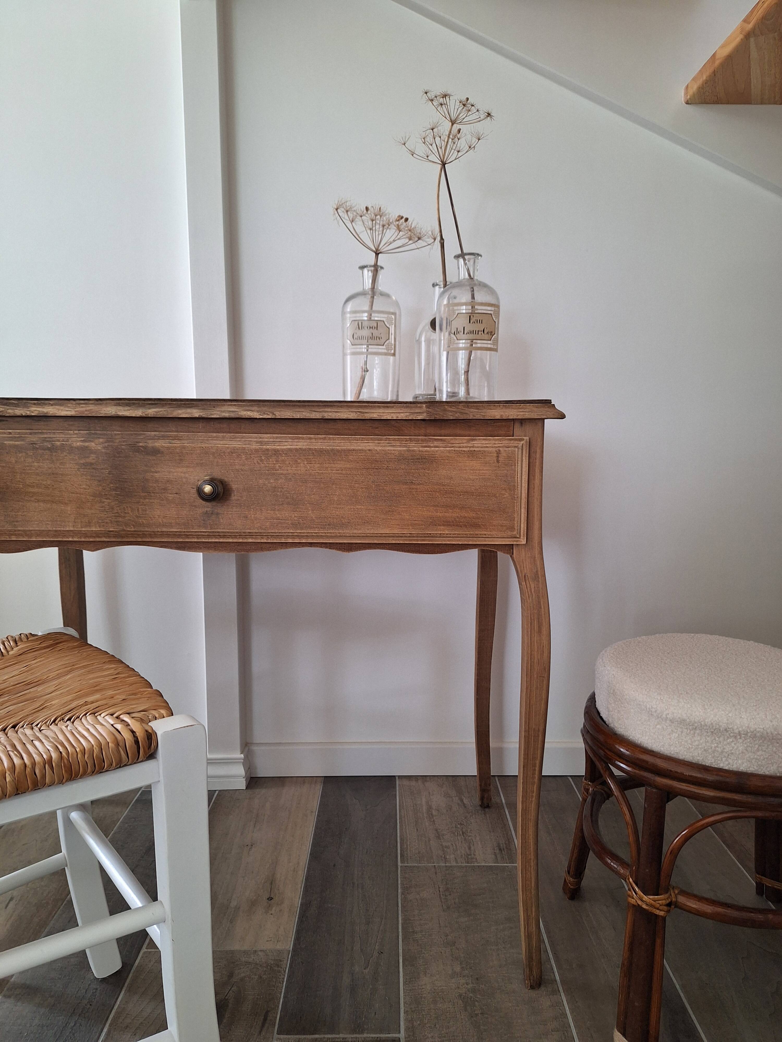 Wooden console desk