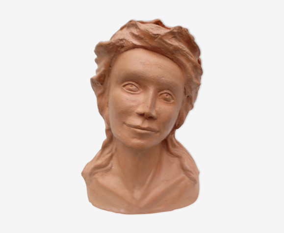 Ancien buste de jeune femme en terre cuite