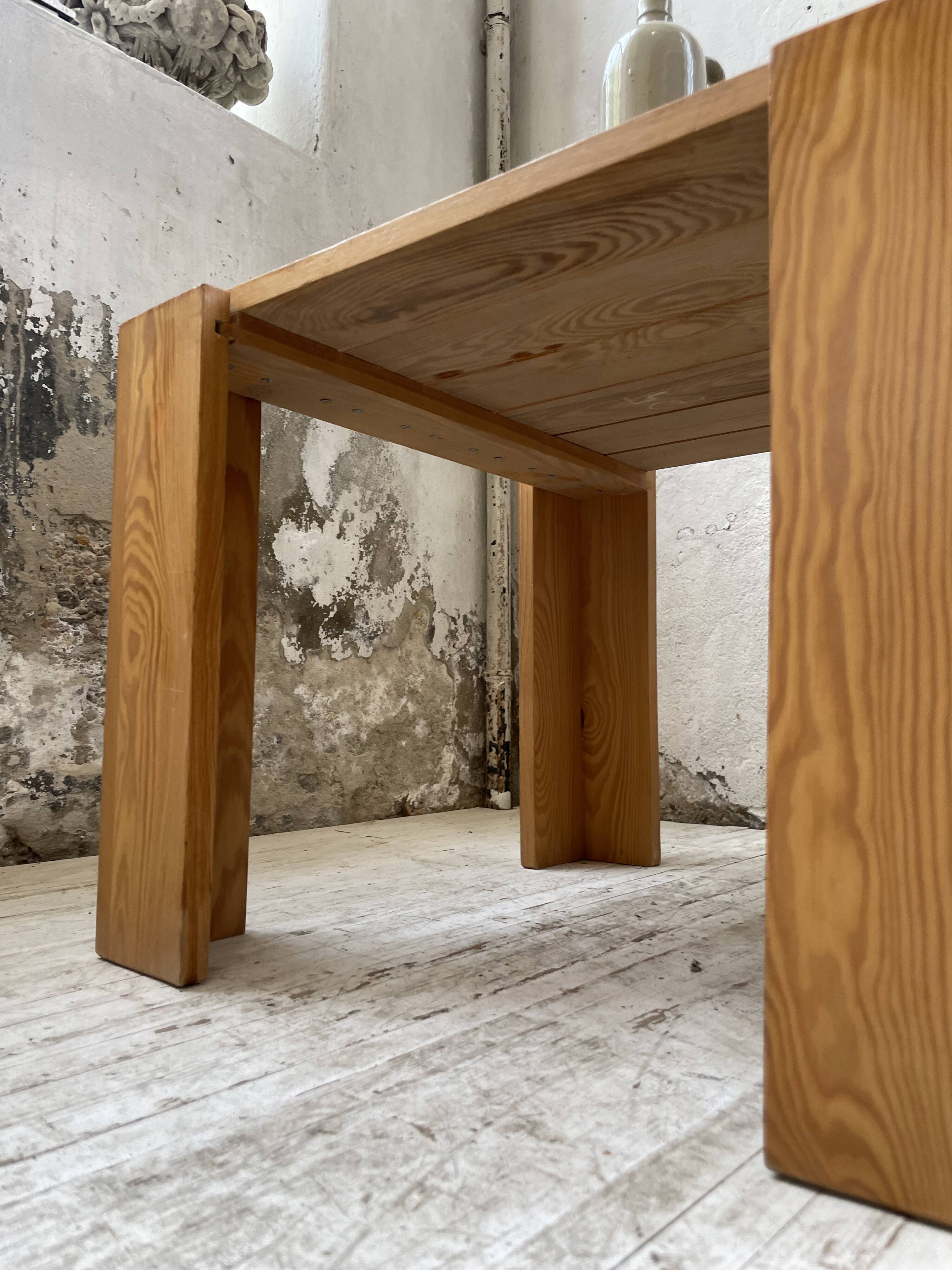 Square pine coffee table from the 70s revival