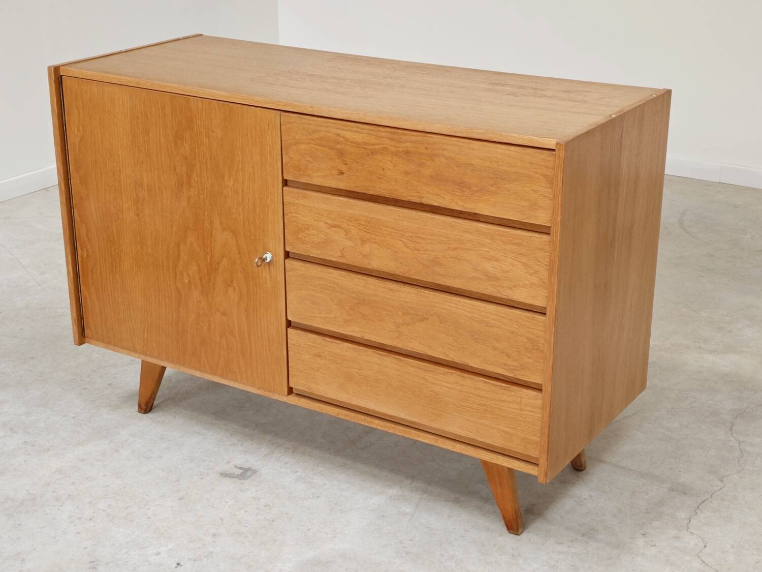U-458 oak sideboard by Jiri Jiroutek for Interier Praha 1960