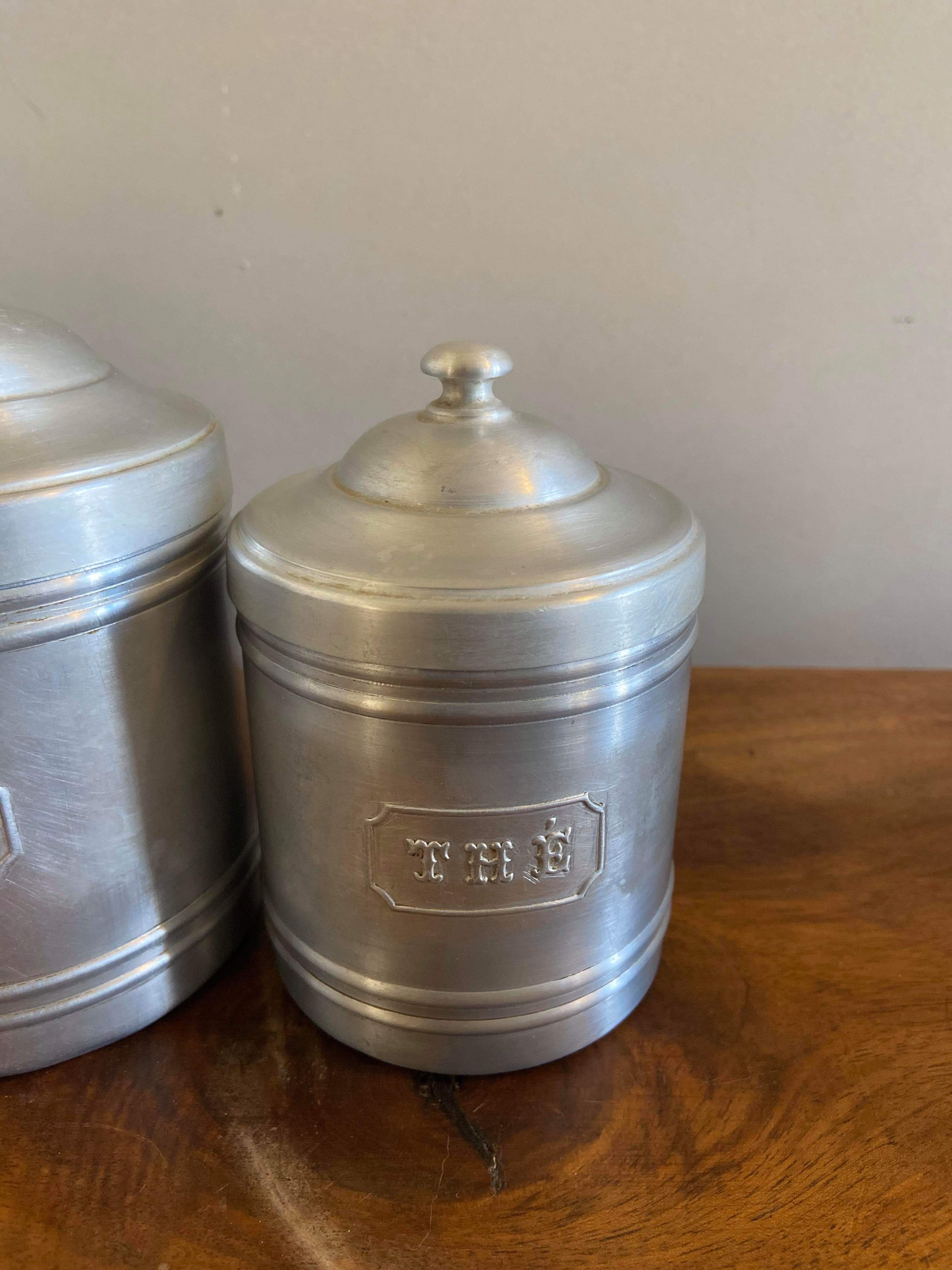 Tournus aluminium spice pot