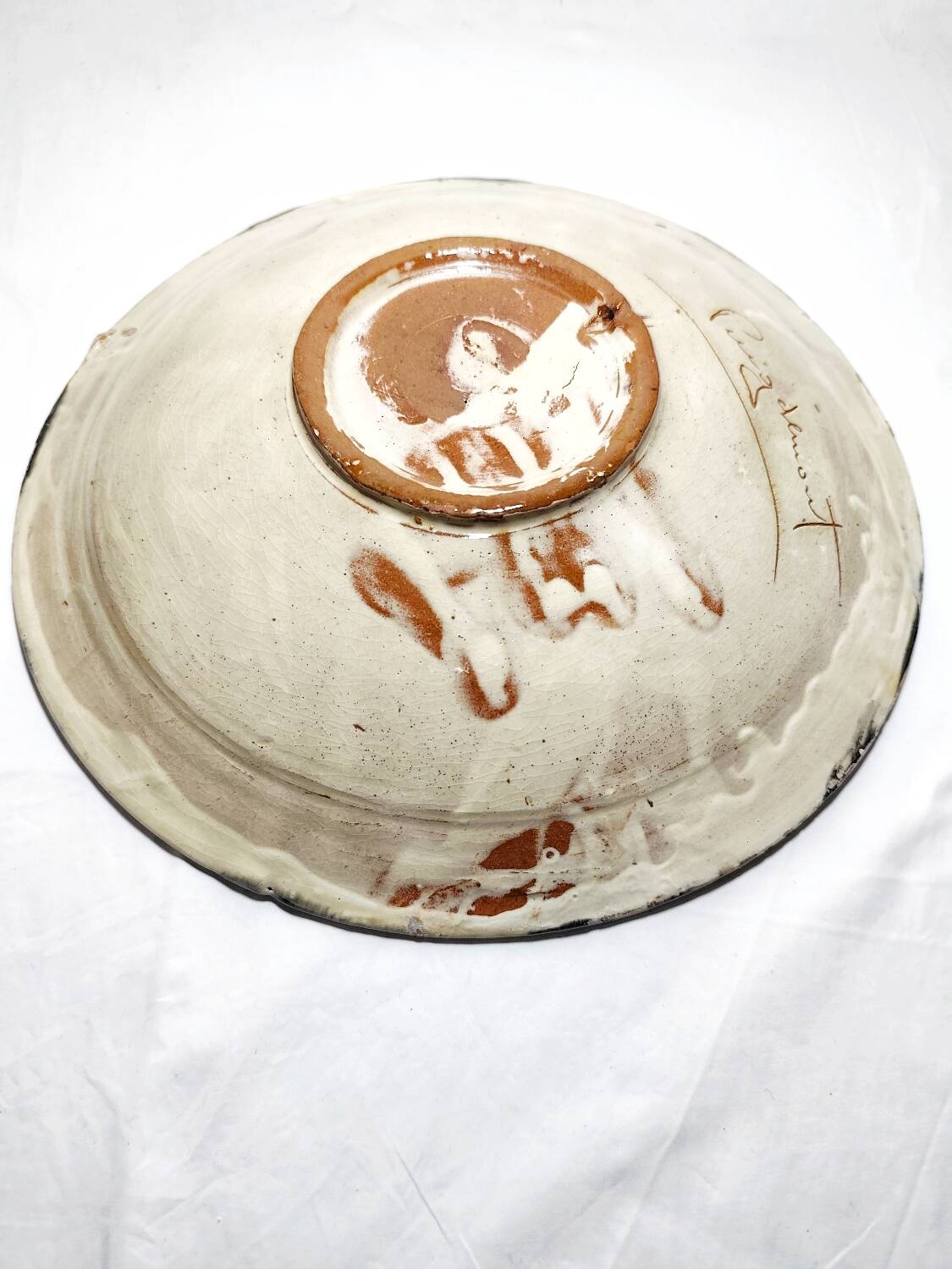 Plato de cerámica "Puigdemont".  España, 1970s.