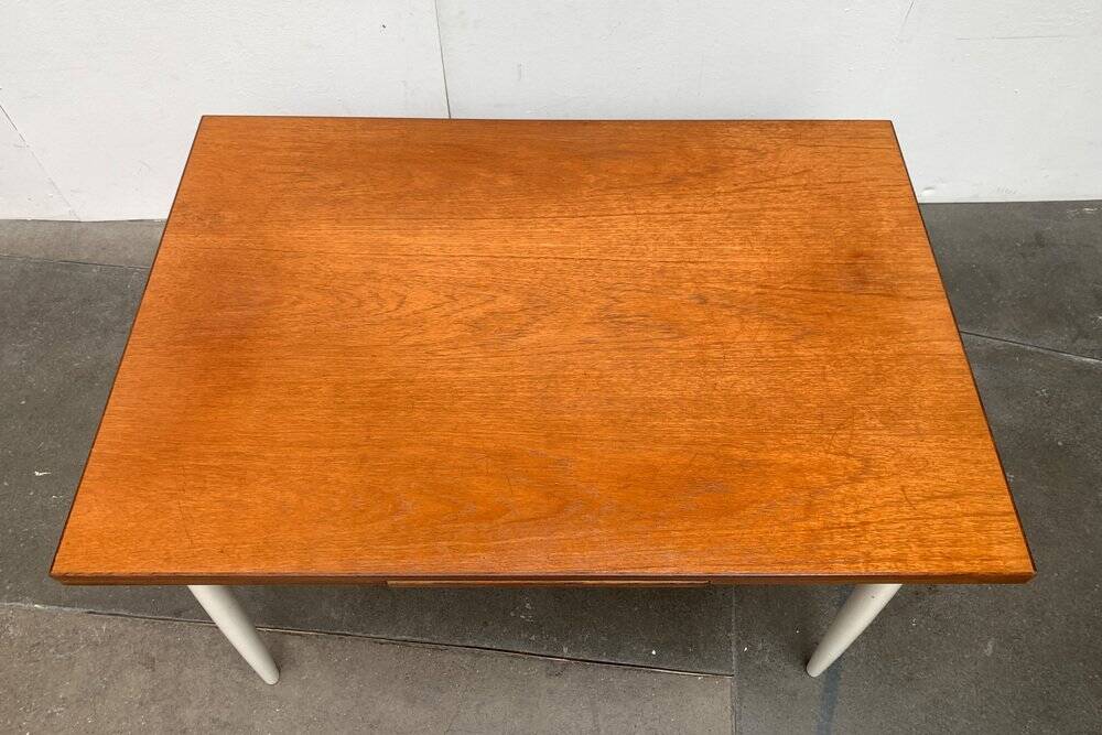 Teak mid-century table and Fanett chairs by Ilmari Tapiovaara for Asko, set of 5.