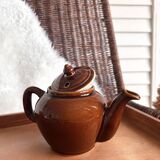 PORCELAIN TEAPOT