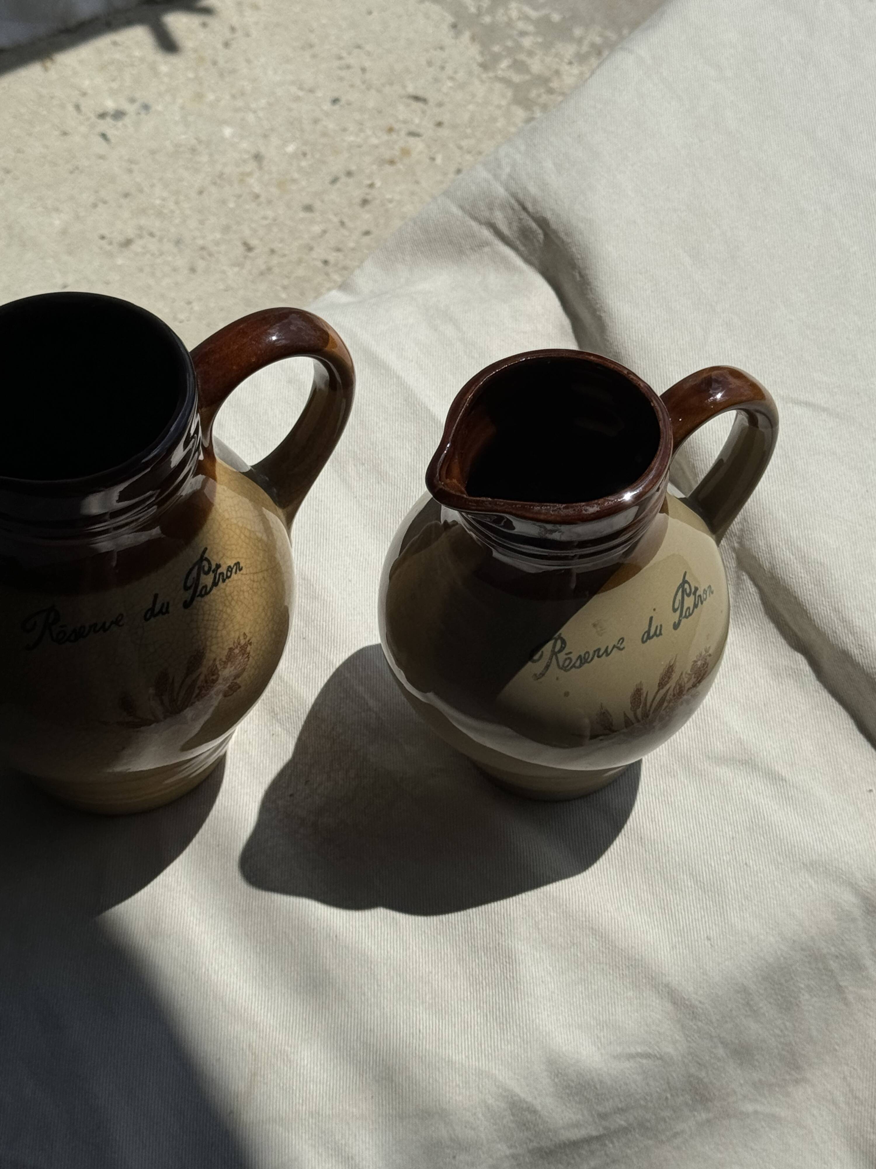 Large reserve pitcher of the boss h19