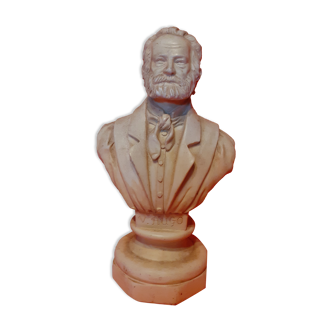 Bust Victor Hugo