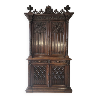 Majestueux meuble deux-corps gothique XIXe – Chêne sculpté & poignées