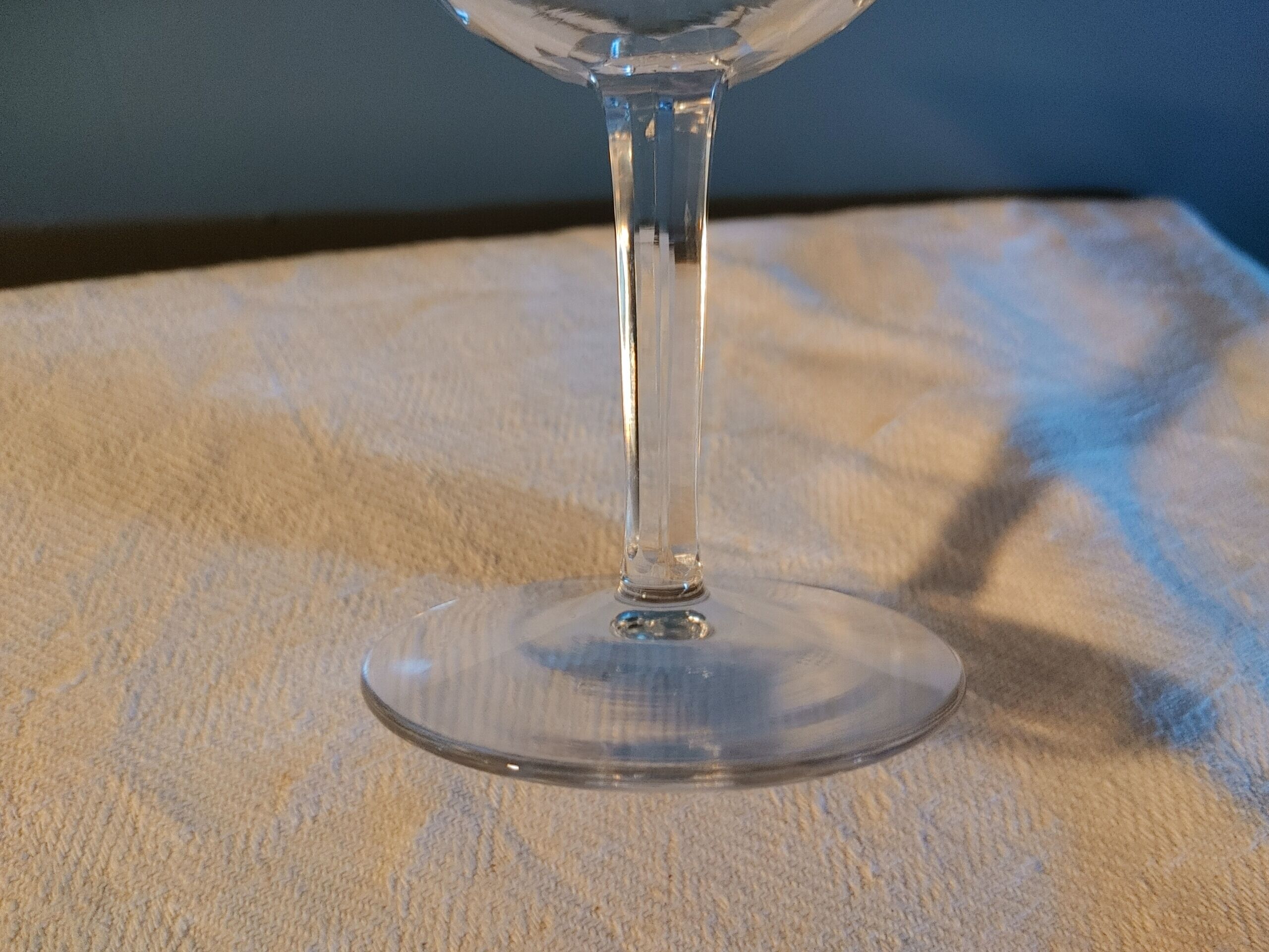 7 Coupes à champagne  - Estampille au tampon Cristal Saint Louis France