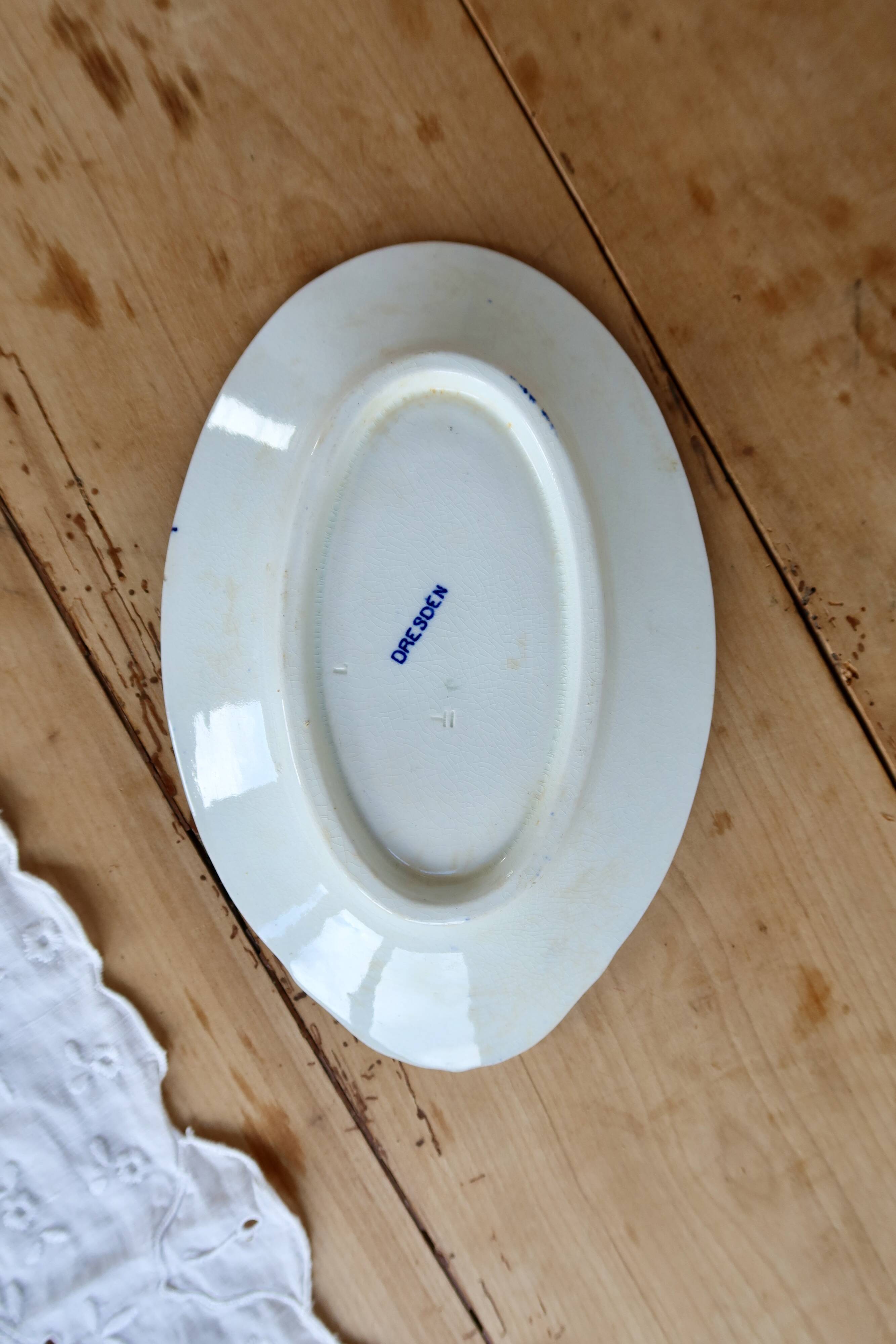 Ravier ancien porcelaine de Dresde bleu blanc – Plat à hors-d'œuvre baroque