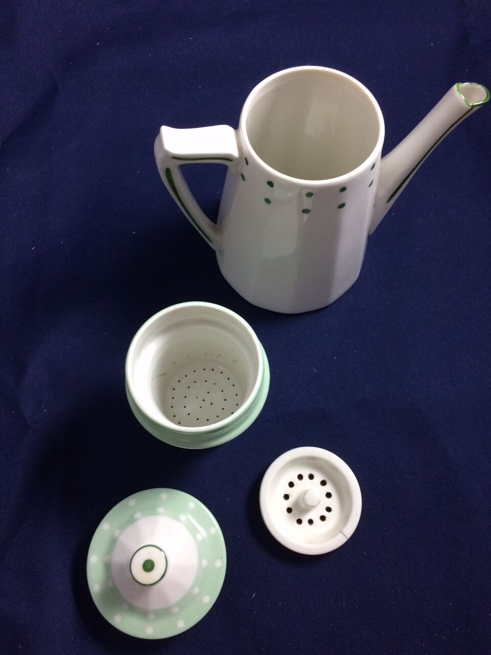 Former porcelain coffee maker with the late Limoges- Chapus