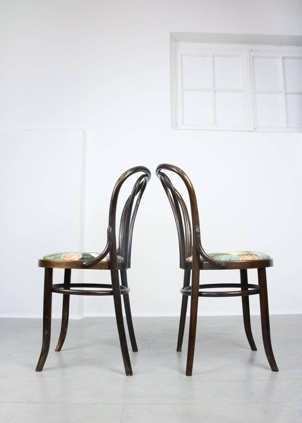 Vintage Velvet No. 18 Dining Chairs by Michael Thonet, Set of 4