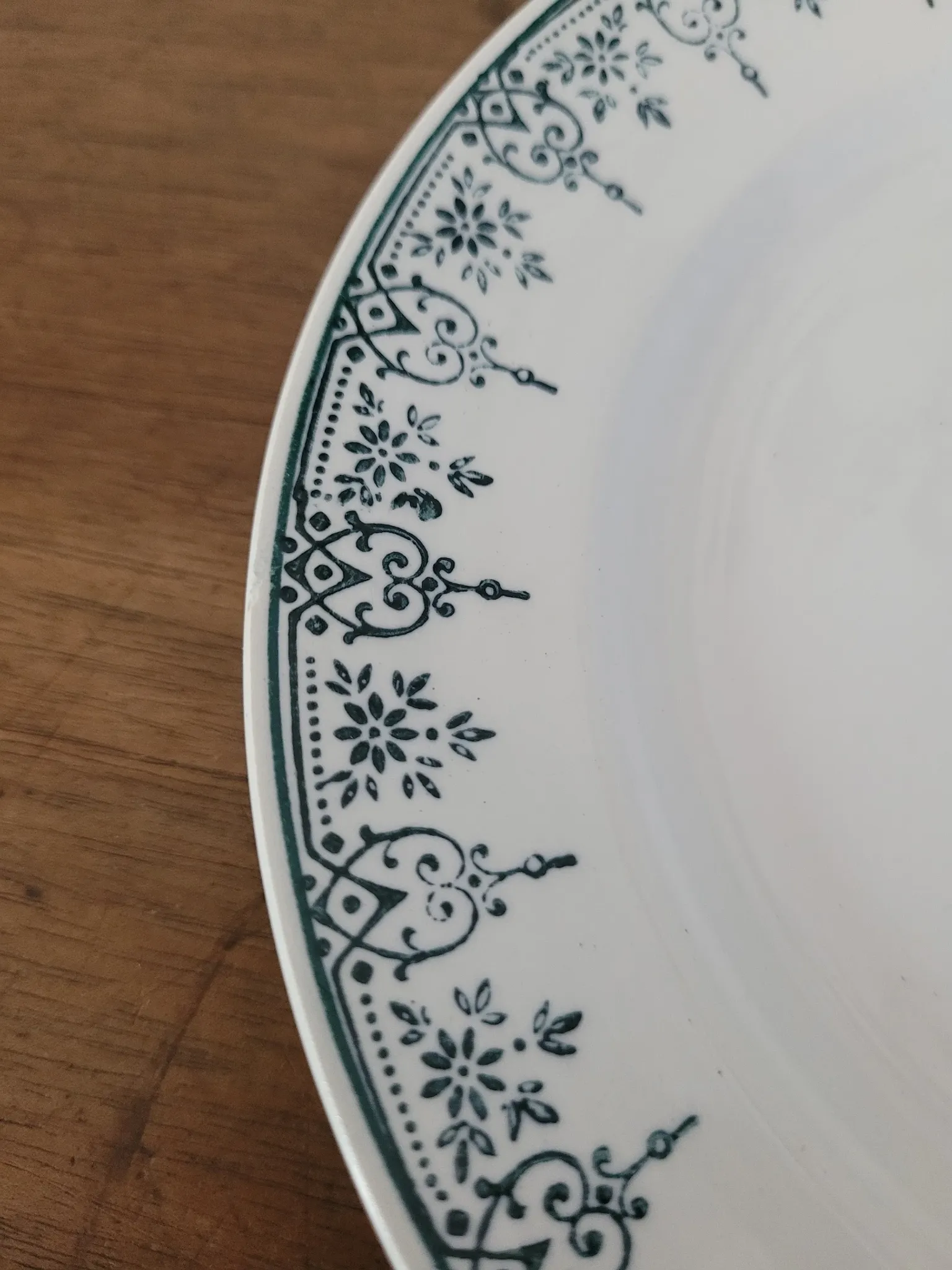 Saint Amandinoise dessert plate