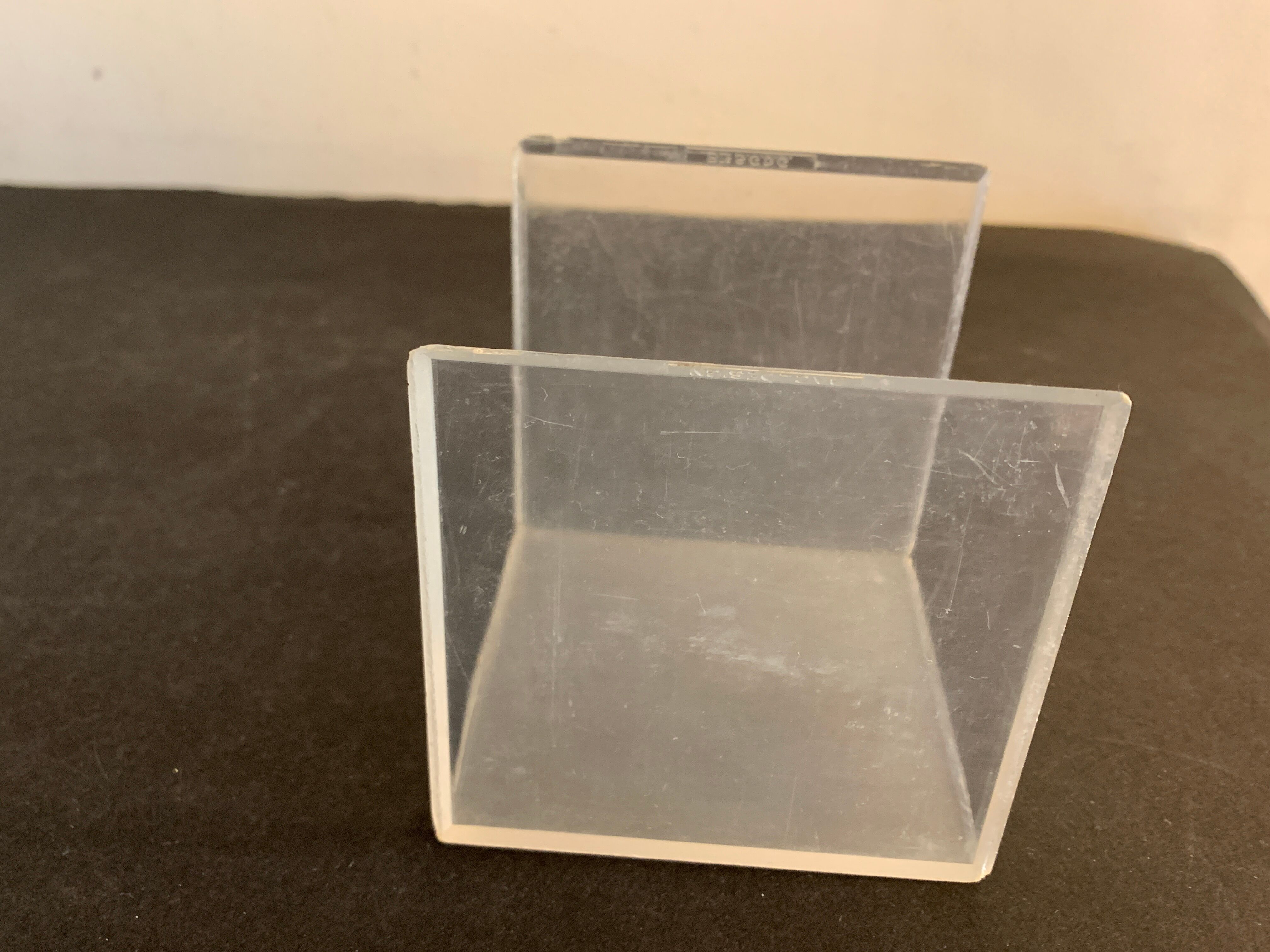 Photo frame or cube in plexiglass Michèle Gignoux for Bac Design, 1970