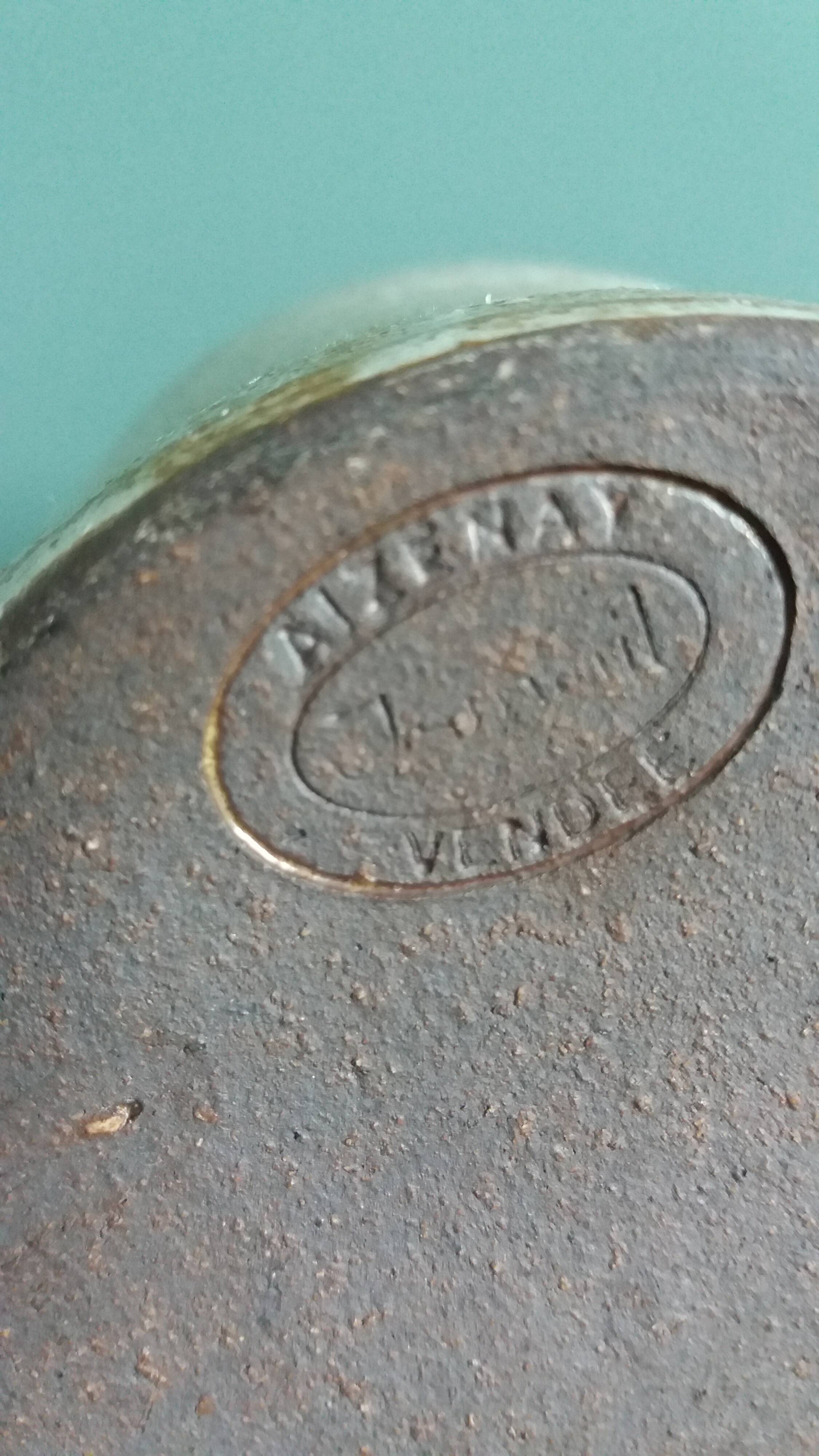 Pichet et 4 verres en grès émaillé signé, Aizenay Vendée