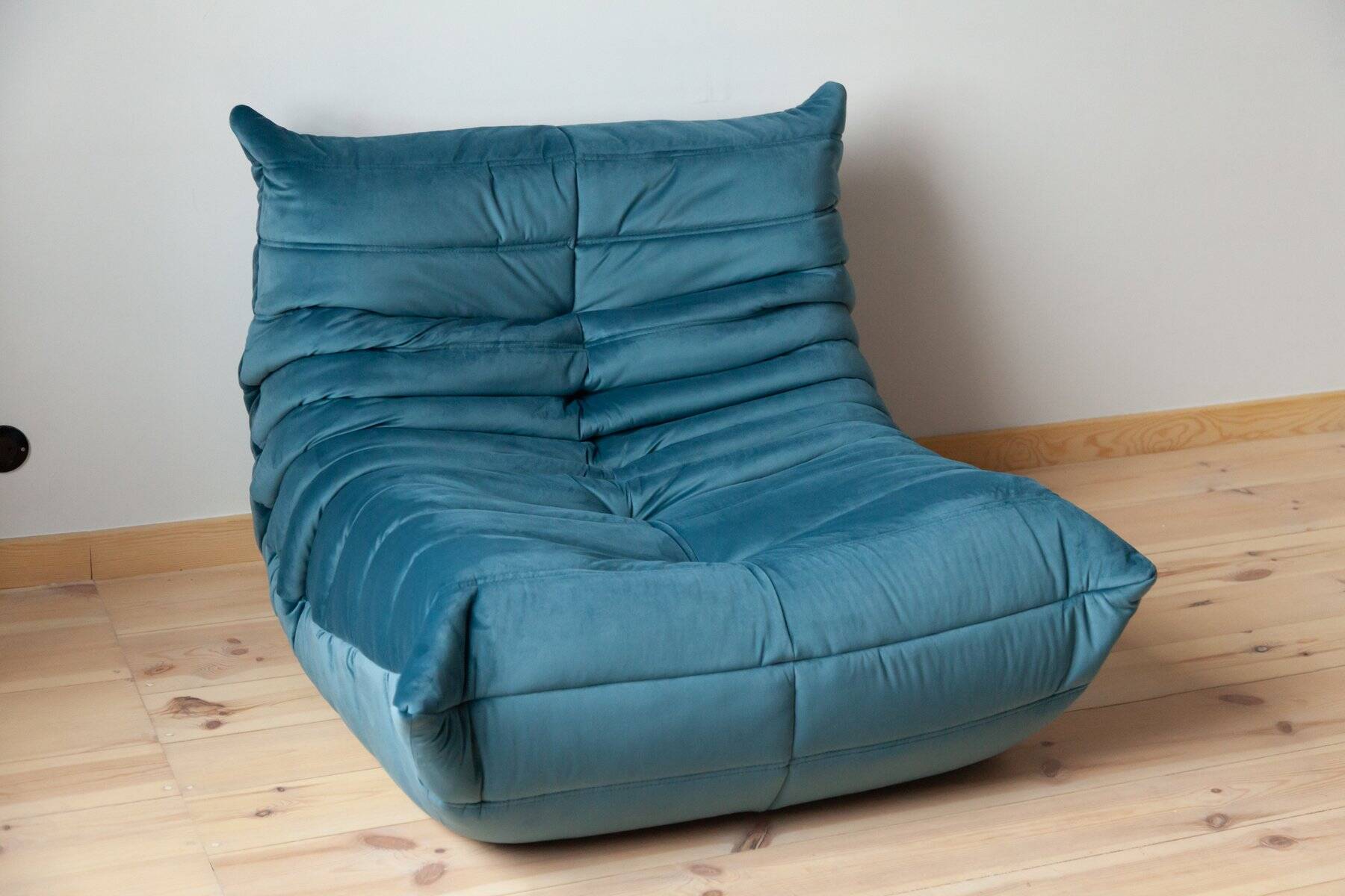 Togo living room set in blue velvet by Michel Ducaroy for Ligne Roset, set of 5