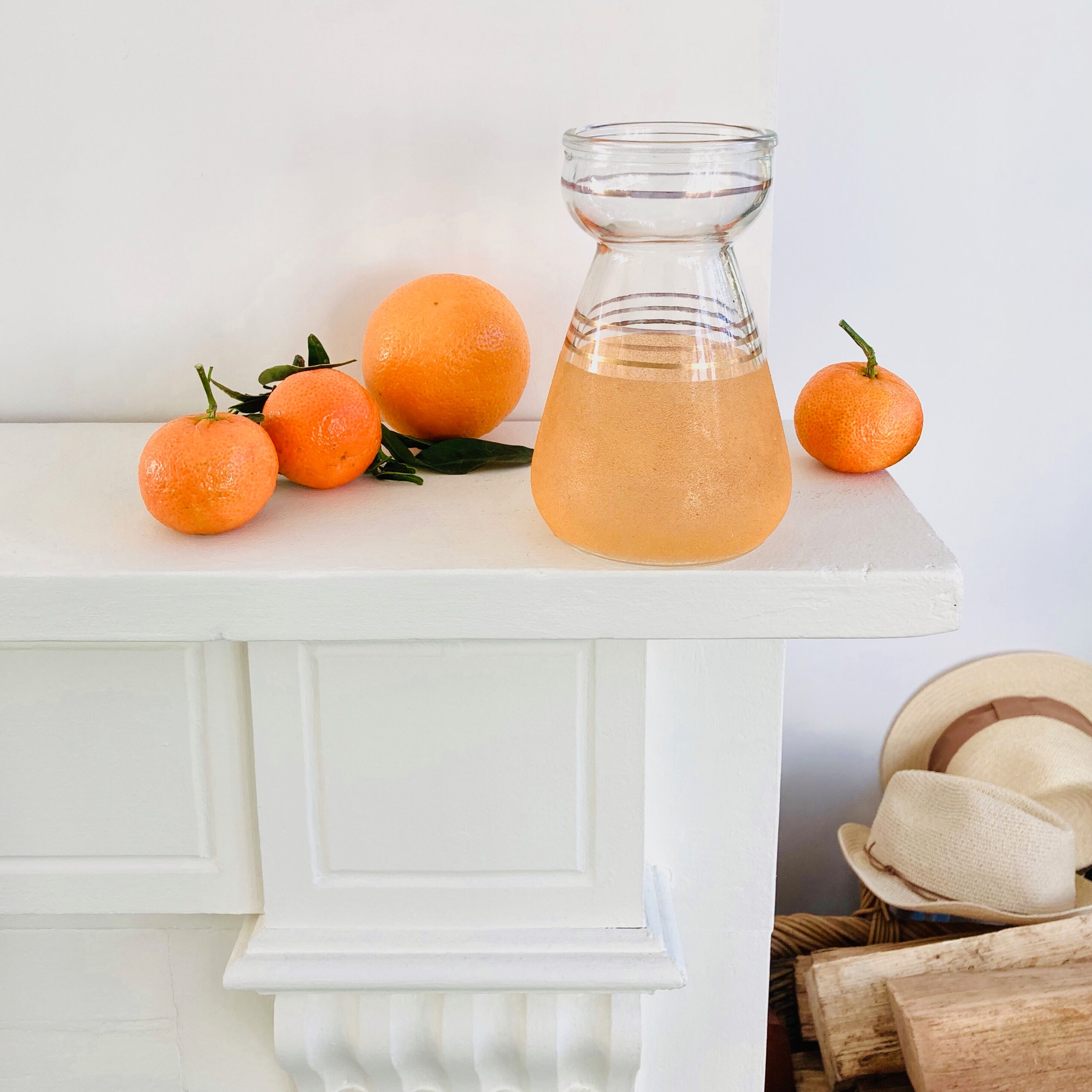 Bulb vase hyacinth granite glass