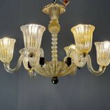 Venetian chandelier in gilded Murano glass with reticello pattern, 6 light arms, circa 1950