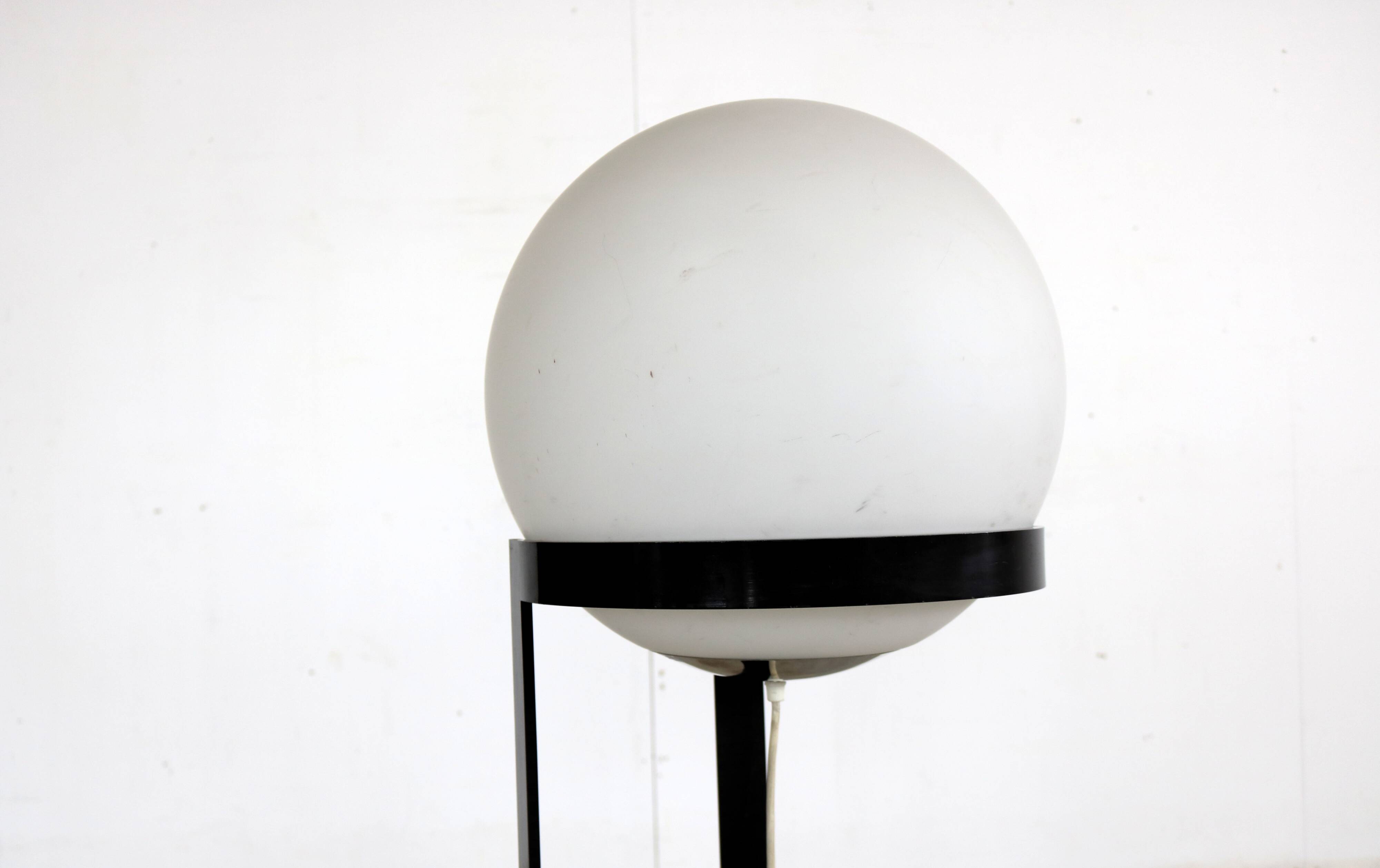 vintage floor lamp | lamp | Globe | 1980s