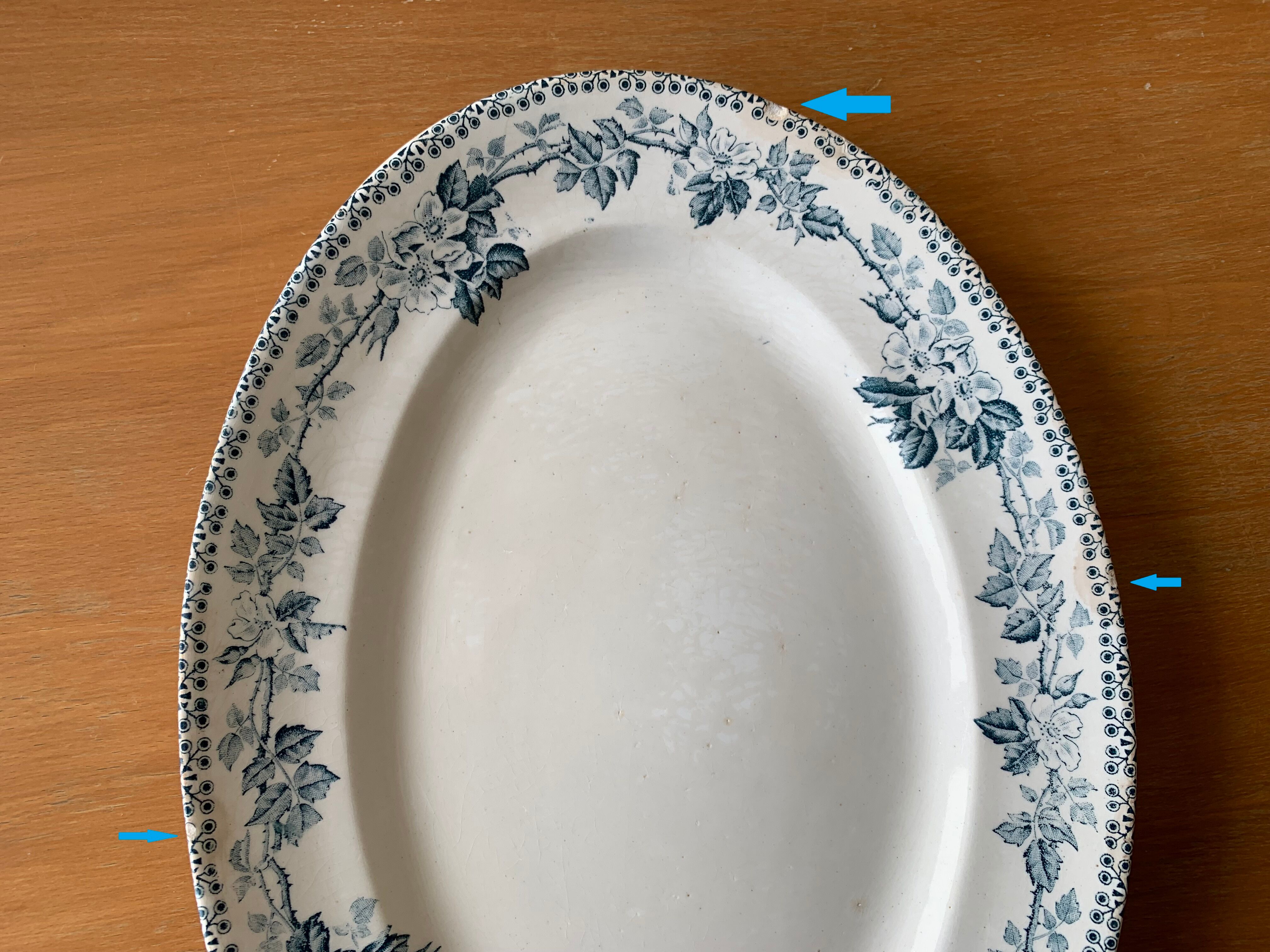 Pair of antique oval earthenware dishes from Choisy-le-Roi