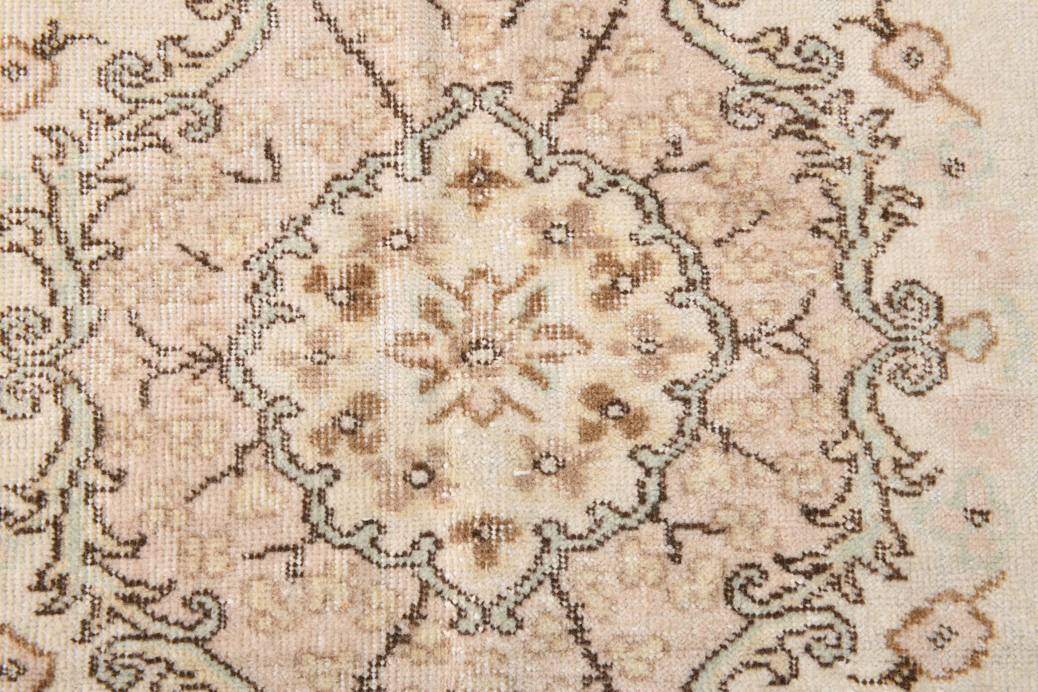 6x9 Cream & Brown Oriental Vintage Rug, 175x290Cm