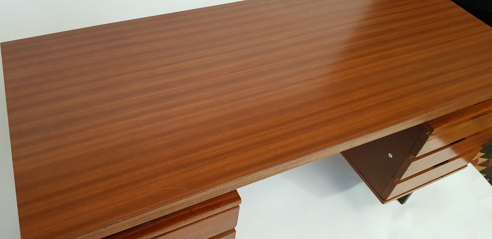 Desk of Pierre Guariche to Minvielle editions